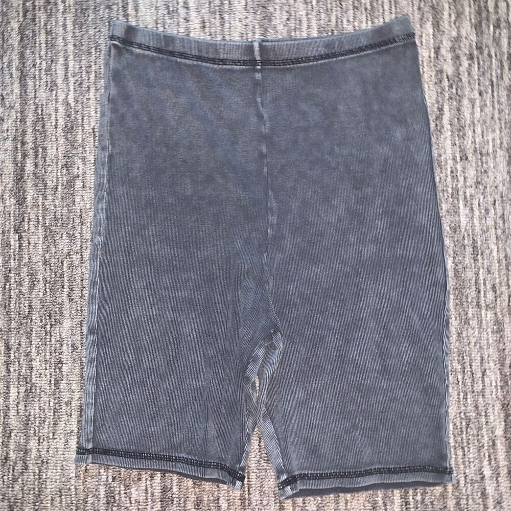 Universal Thread Women’s Size Medium High Waist Shorts Gray Tie Dye Grunge NWOT